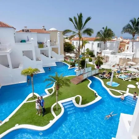Lf 2 Bedrooms With Well Connected, Beach, Pool * アデヘ
