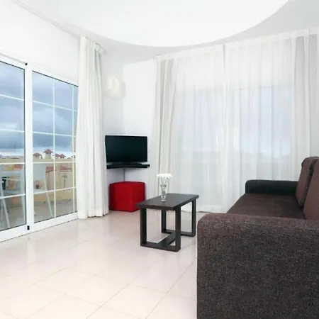 アパート Lf 2 Bedrooms With Well Connected, Beach, Pool