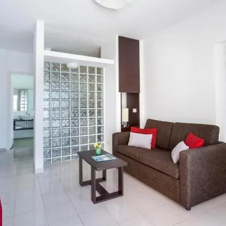 Lf 2 Bedrooms With Well Connected, Beach, Pool アパート *
