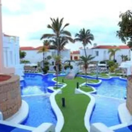 Lf 2 Bedrooms With Well Connected, Beach, Pool * アデヘ